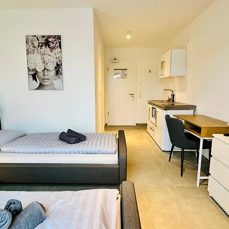 Livingboxx Karlsruhe - Messe I Neuwertige Apartments Mit Kueche Rheinstetten Esterno foto